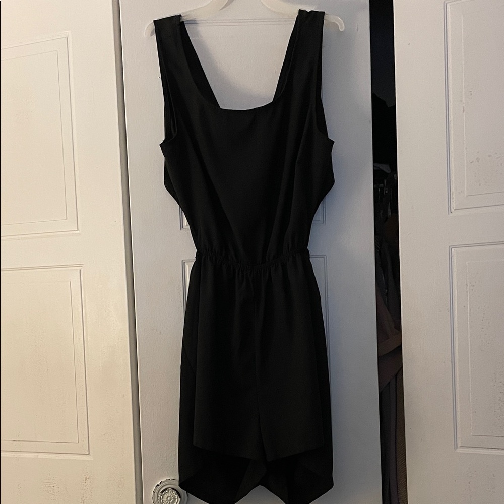 Elegant Black Sleeveless Romper